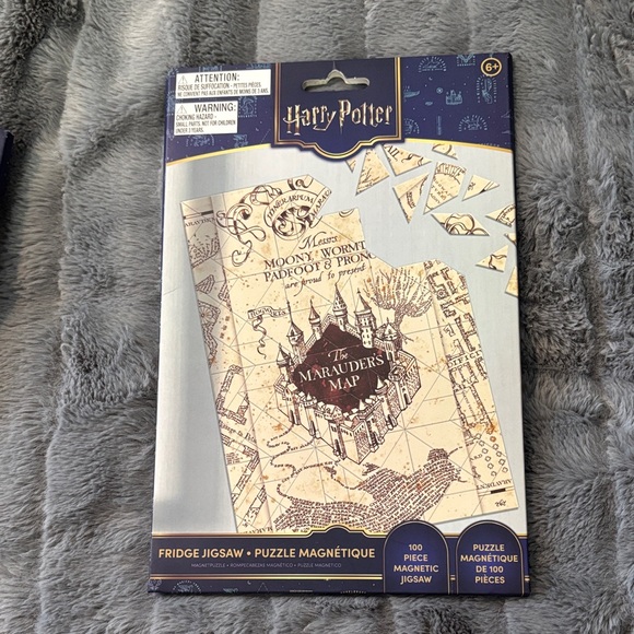 Harry Potter Other - Harry Potter Marauder's Map Magnetic Puzzle